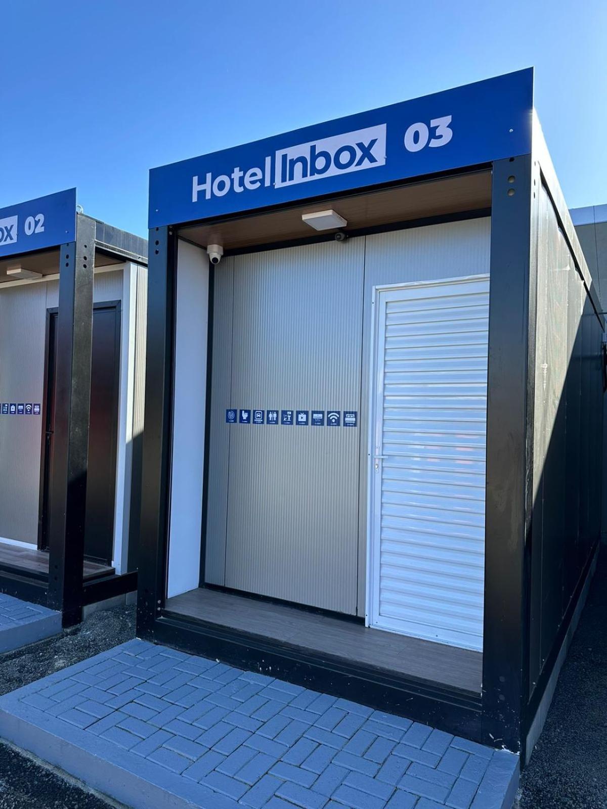 In Box - Parada Benedita Capsule hotel *